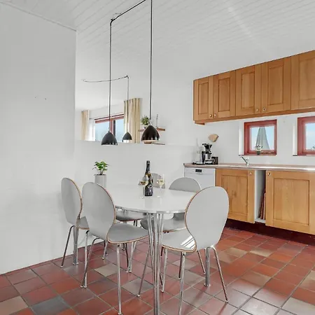 Schönes Haus In Aakirkeby Mit Wlan Ferienhaus