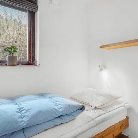 Ferienhaus Schönes Haus In Aakirkeby Mit Wlan