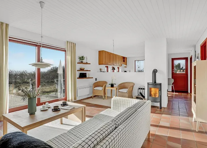 Beautiful In Aakirkeby With Wifi * Åkirkeby